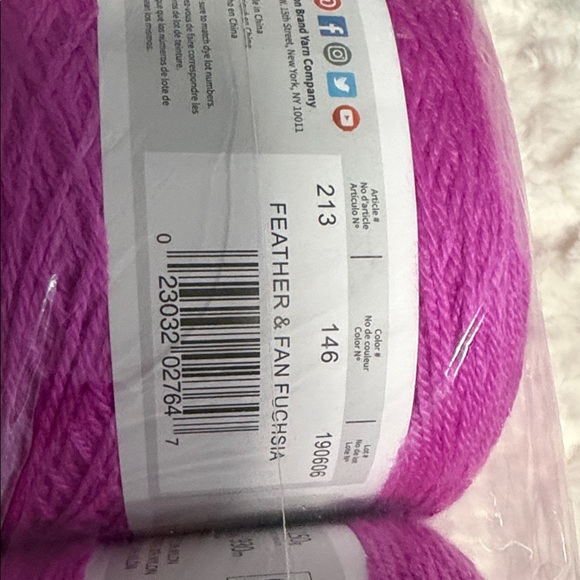 Lion Brand Amazing Lace Yarn - Vibrant Pink - Picture 4 of 5